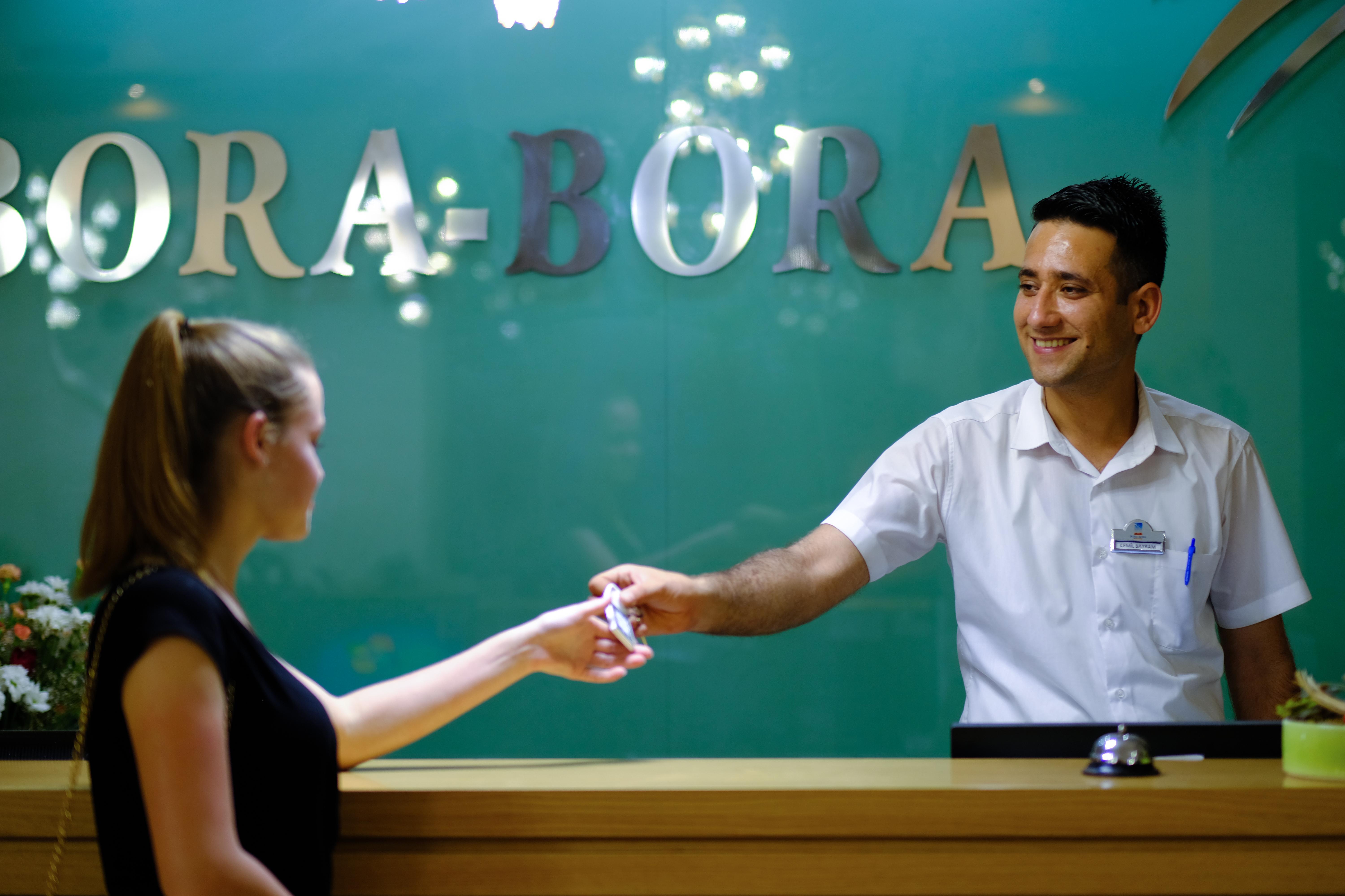 Bora Bora Butik Hotel Аланя Екстериор снимка